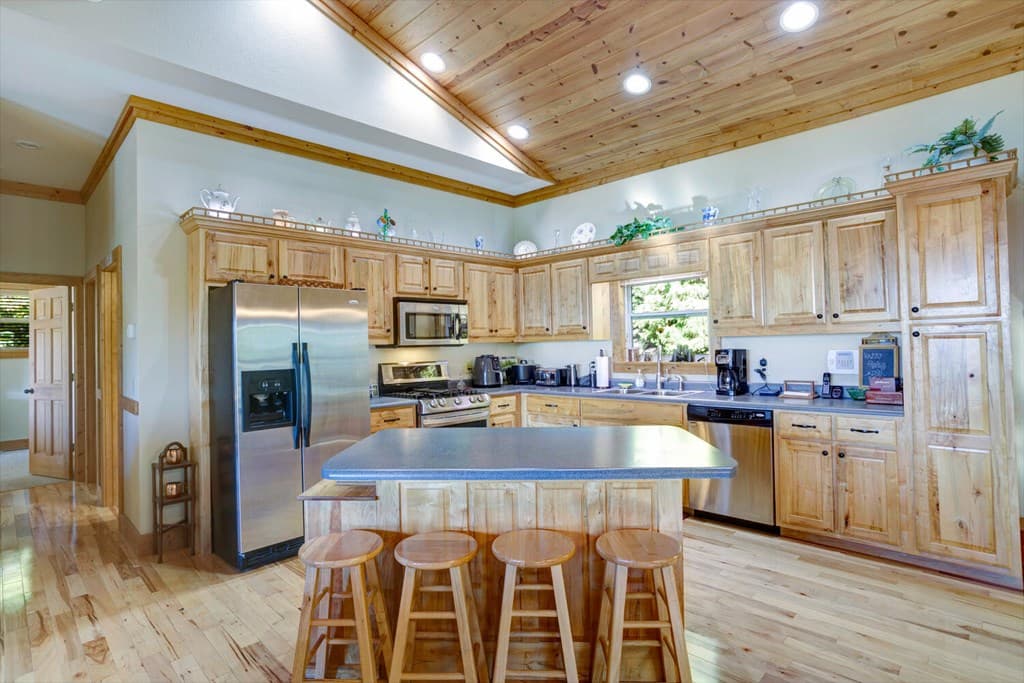 7031 Black Bear Trail, Hiawassee GA 30546 - Photo