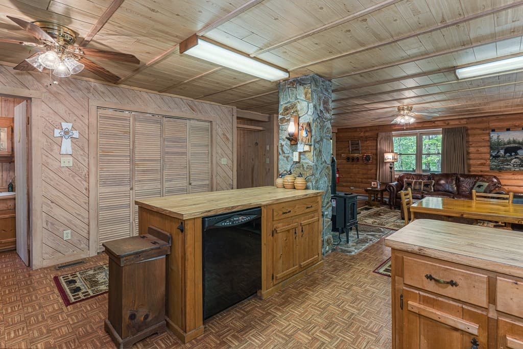 421 Sleepy Hollow Drive, Murphy NC 28906 - Photo