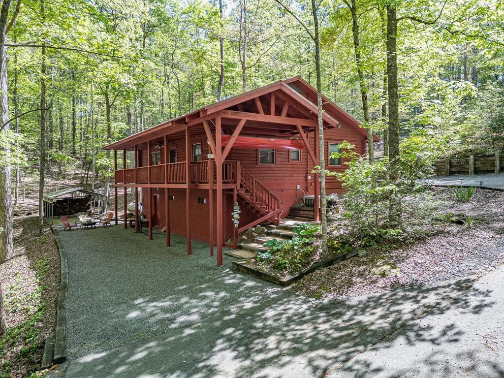 421 Sleepy Hollow Drive, Murphy NC 28906 - Primary photo