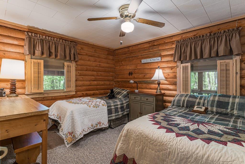 421 Sleepy Hollow Drive, Murphy NC 28906 - Photo