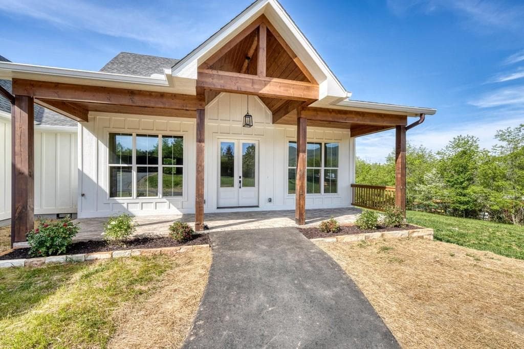 124 Meadow Brooke Lane, Young Harris GA 30582 - Photo