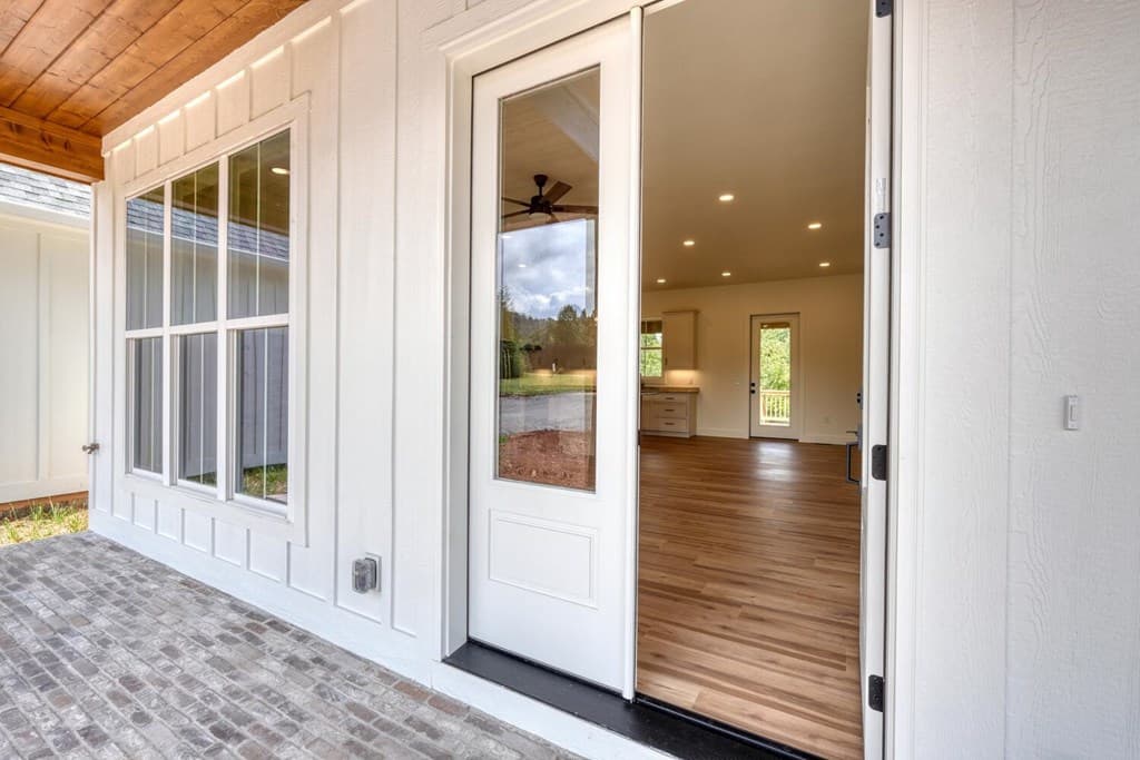 124 Meadow Brooke Lane, Young Harris GA 30582 - Photo