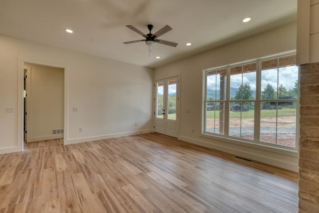 124 Meadow Brooke Lane, Young Harris GA 30582 - Photo