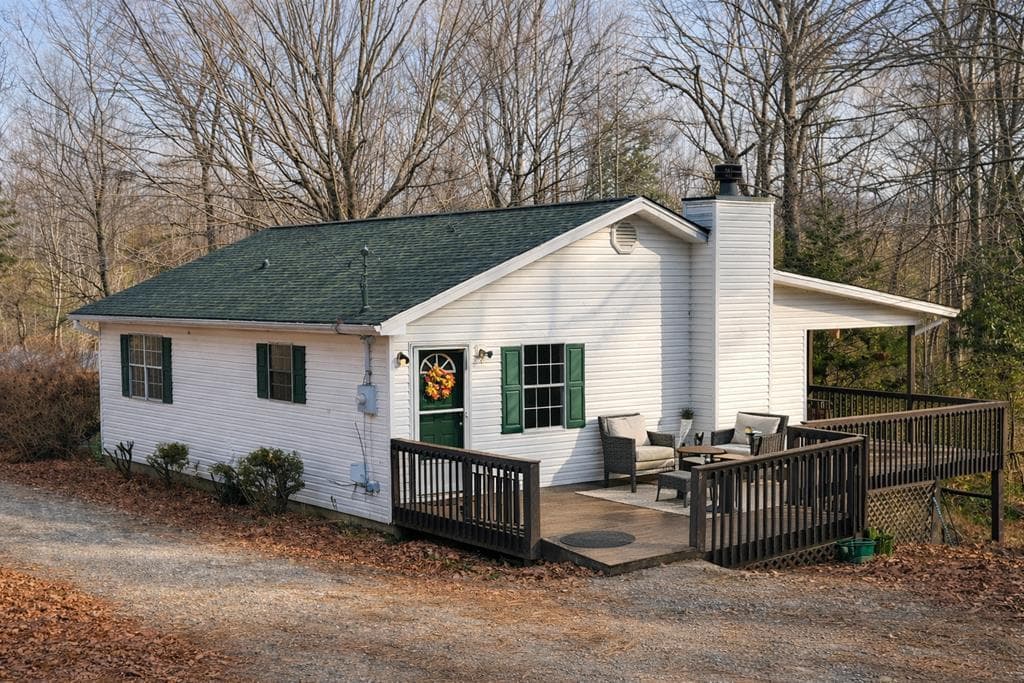 1107 Orchard Road, Ellijay GA 30540 - Primary photo
