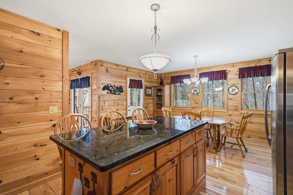 106 Lemmon Drive, Ellijay GA 30540 - Photo