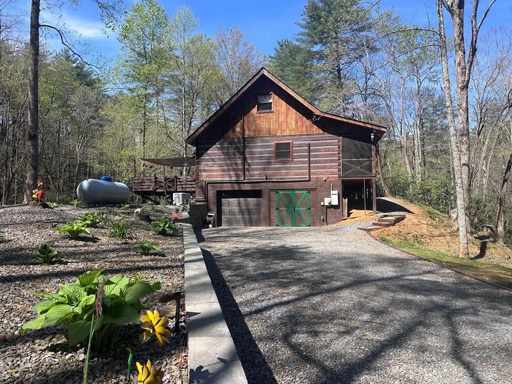 520 Farmer Drive, Murphy NC 28906 - Primary photo