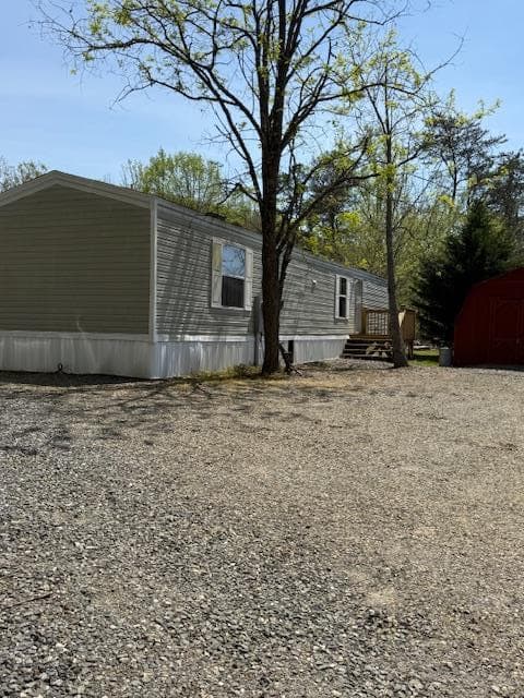 1281 NE Lawrence Smith Road, Hayesville NC 28904 - Primary photo