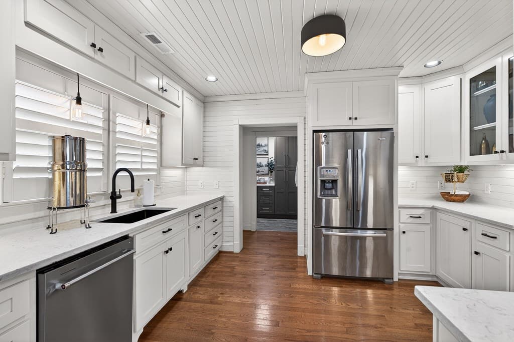 85 River Street, Ellijay GA 30540 - Photo