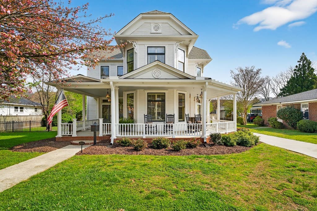 85 River Street, Ellijay GA 30540 - Photo