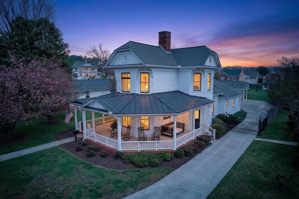 85 River Street, Ellijay GA 30540 - Photo