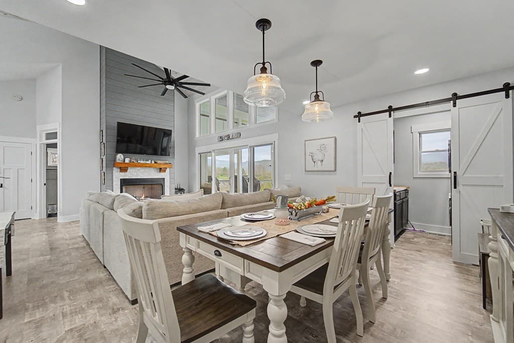 101 Mill Street, Hayesville NC 28904 - Photo