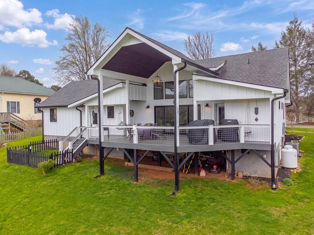 101 Mill Street, Hayesville NC 28904 - Photo