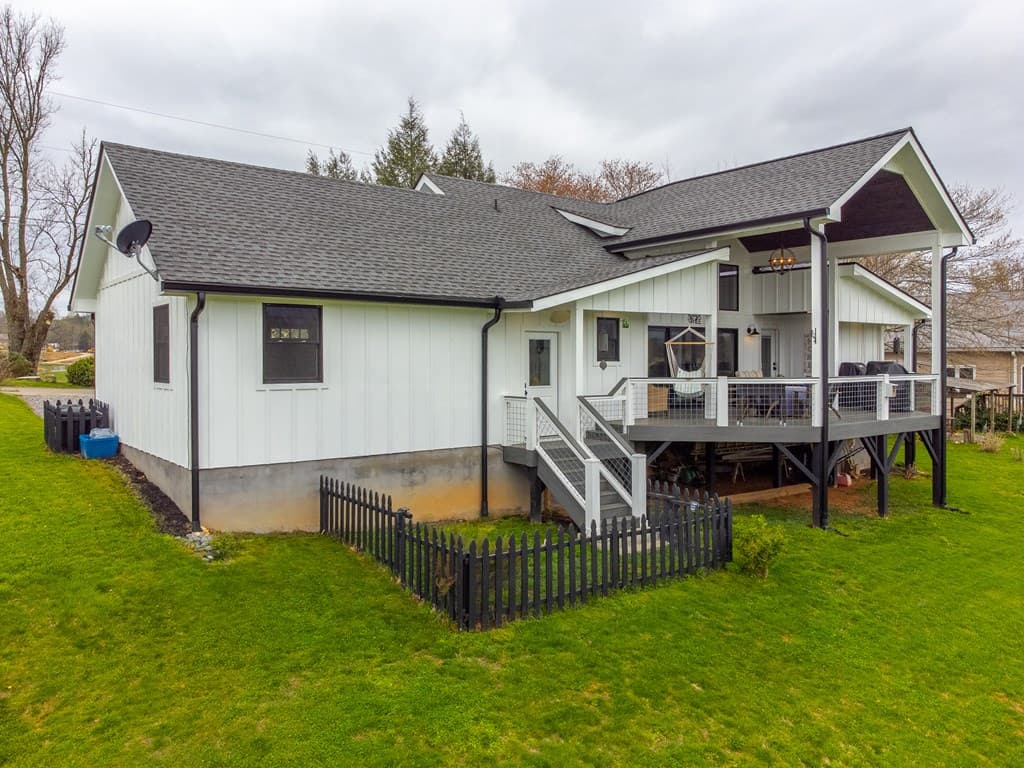 101 Mill Street, Hayesville NC 28904 - Photo