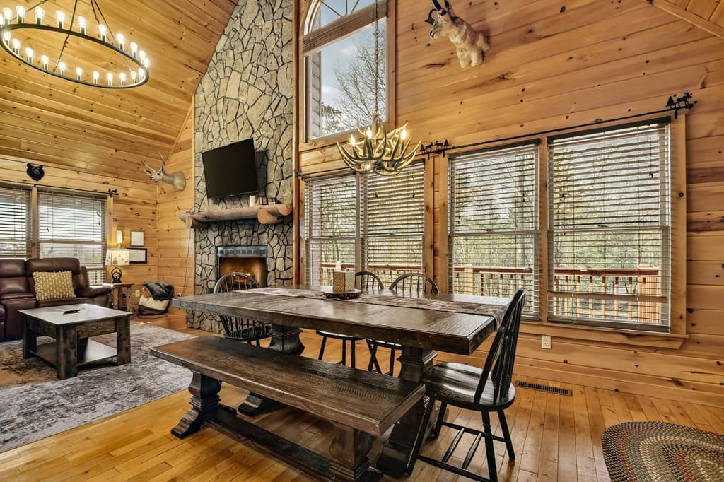 500 Evening Shade Walk, Mineral Bluff GA 30559 - Photo
