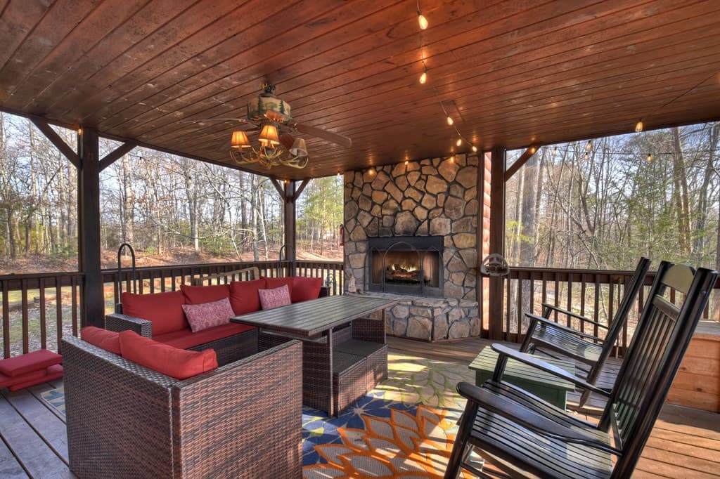 500 Evening Shade Walk, Mineral Bluff GA 30559 - Photo