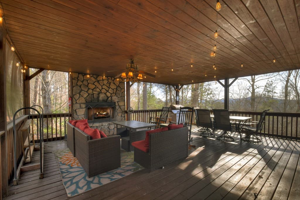 500 Evening Shade Walk, Mineral Bluff GA 30559 - Photo