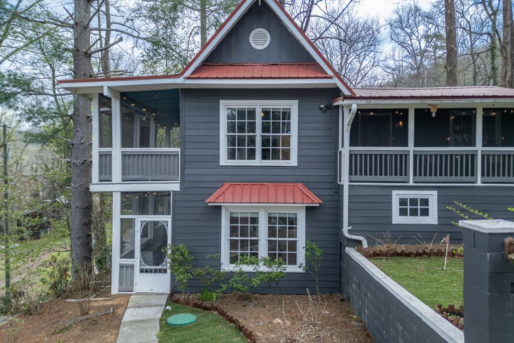 416 Electric Avenue, Clayton GA 30525 - Photo