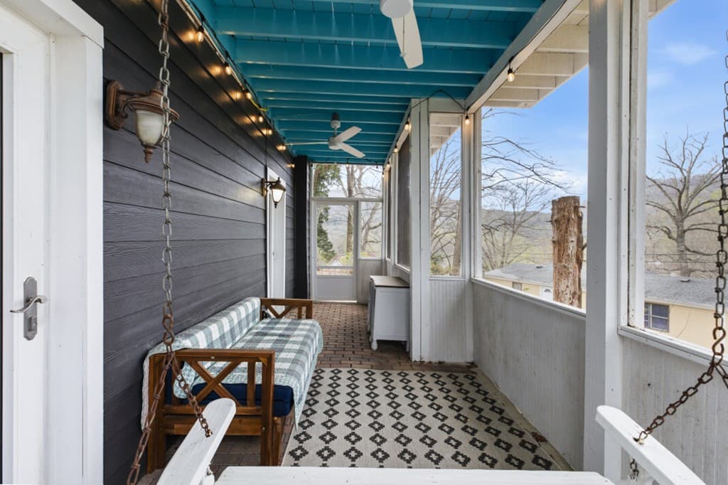 416 Electric Avenue, Clayton GA 30525 - Photo