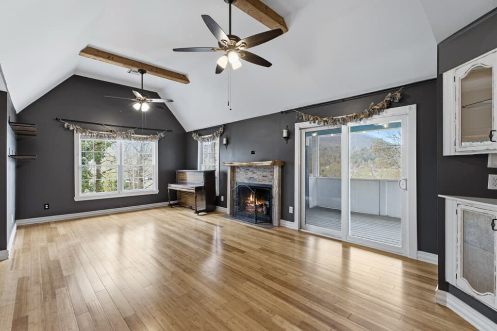 416 Electric Avenue, Clayton GA 30525 - Photo