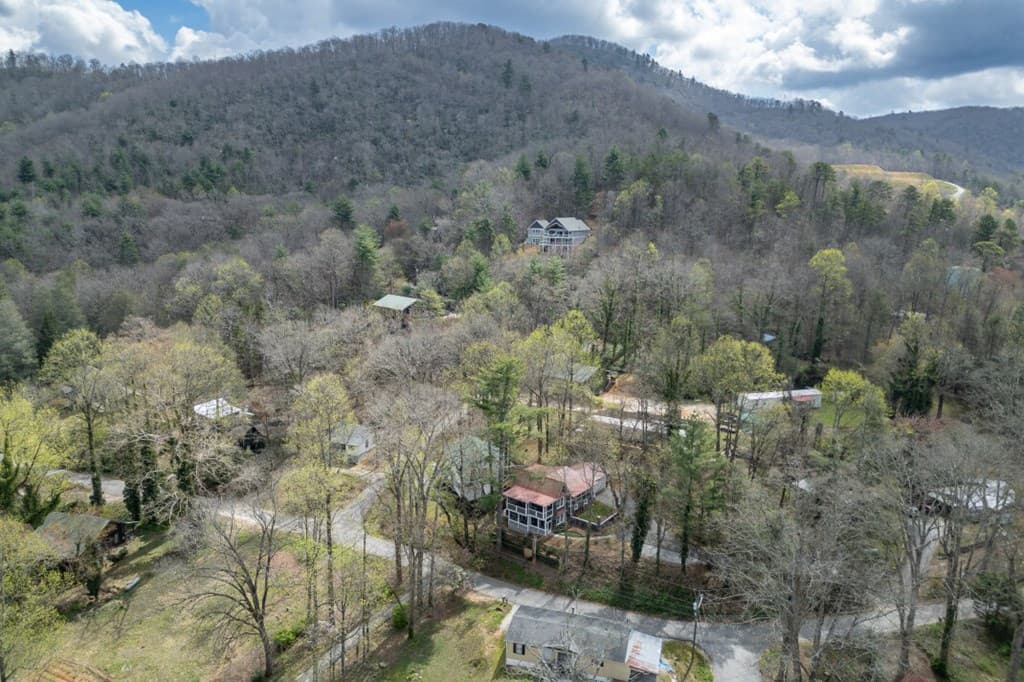 416 Electric Avenue, Clayton GA 30525 - Photo
