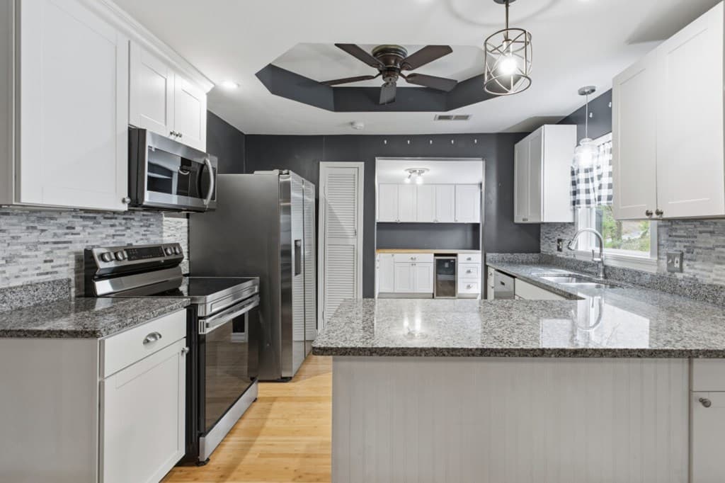 416 Electric Avenue, Clayton GA 30525 - Photo