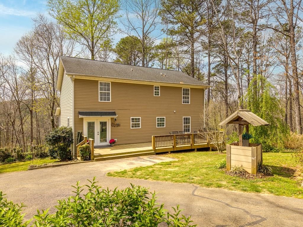 134 Nicholson Lane, Talking Rock GA 30175 - Primary photo