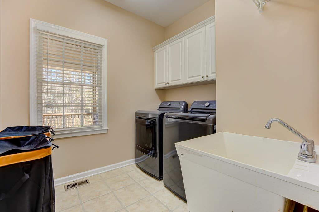 210 Golf Crest Drive, Acworth GA 30101 - Photo