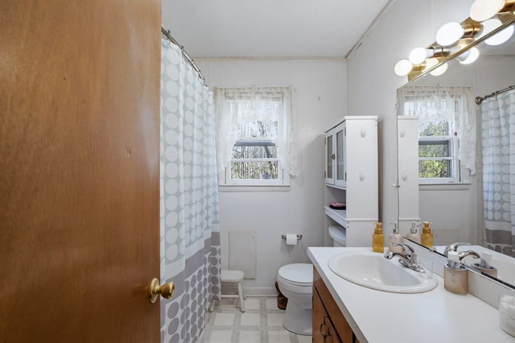 1266 Ford Road, Warne NC 28909 - Photo