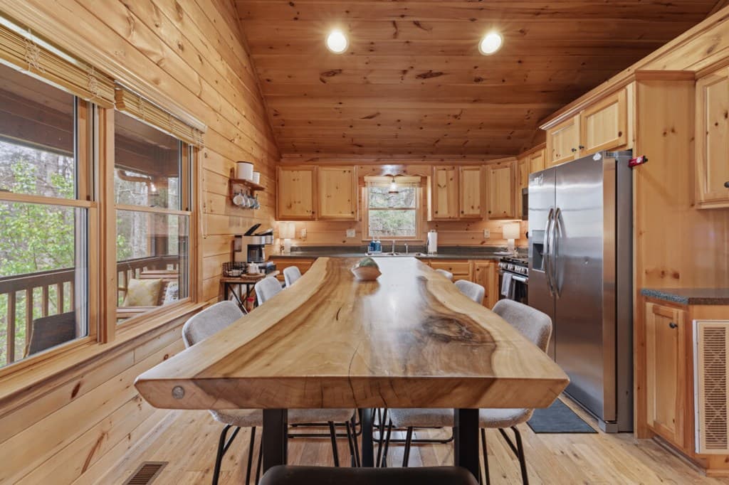 145 Fox Run Lane, Blue Ridge GA 30513 - Photo