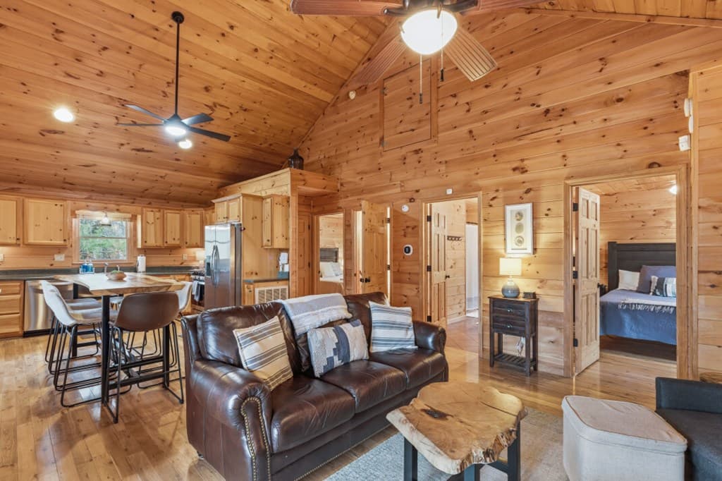 145 Fox Run Lane, Blue Ridge GA 30513 - Photo