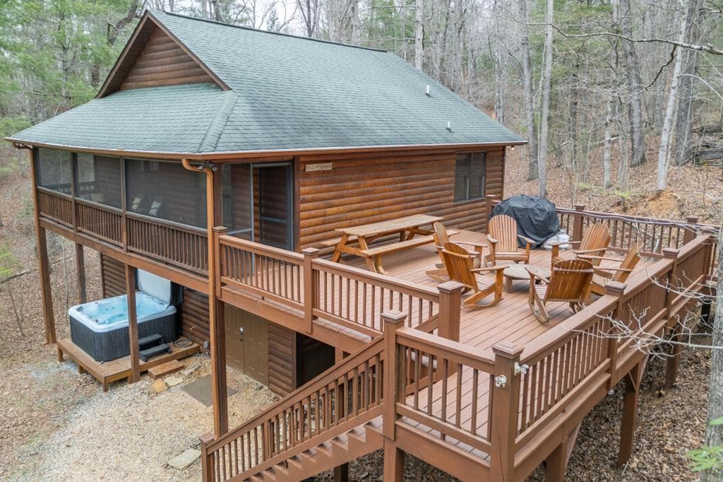 145 Fox Run Lane, Blue Ridge GA 30513 - Primary photo