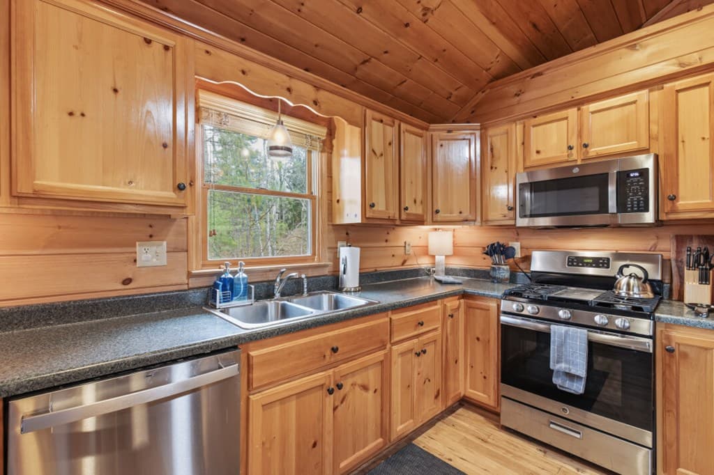 145 Fox Run Lane, Blue Ridge GA 30513 - Photo