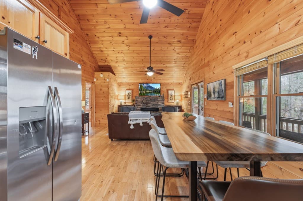 145 Fox Run Lane, Blue Ridge GA 30513 - Photo