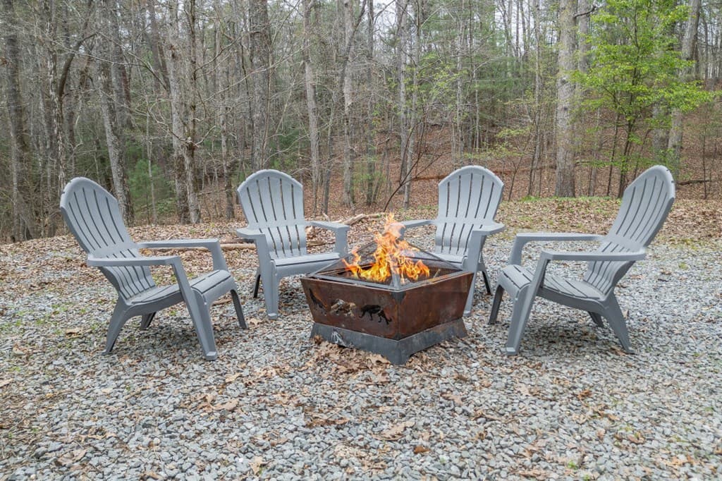 145 Fox Run Lane, Blue Ridge GA 30513 - Photo