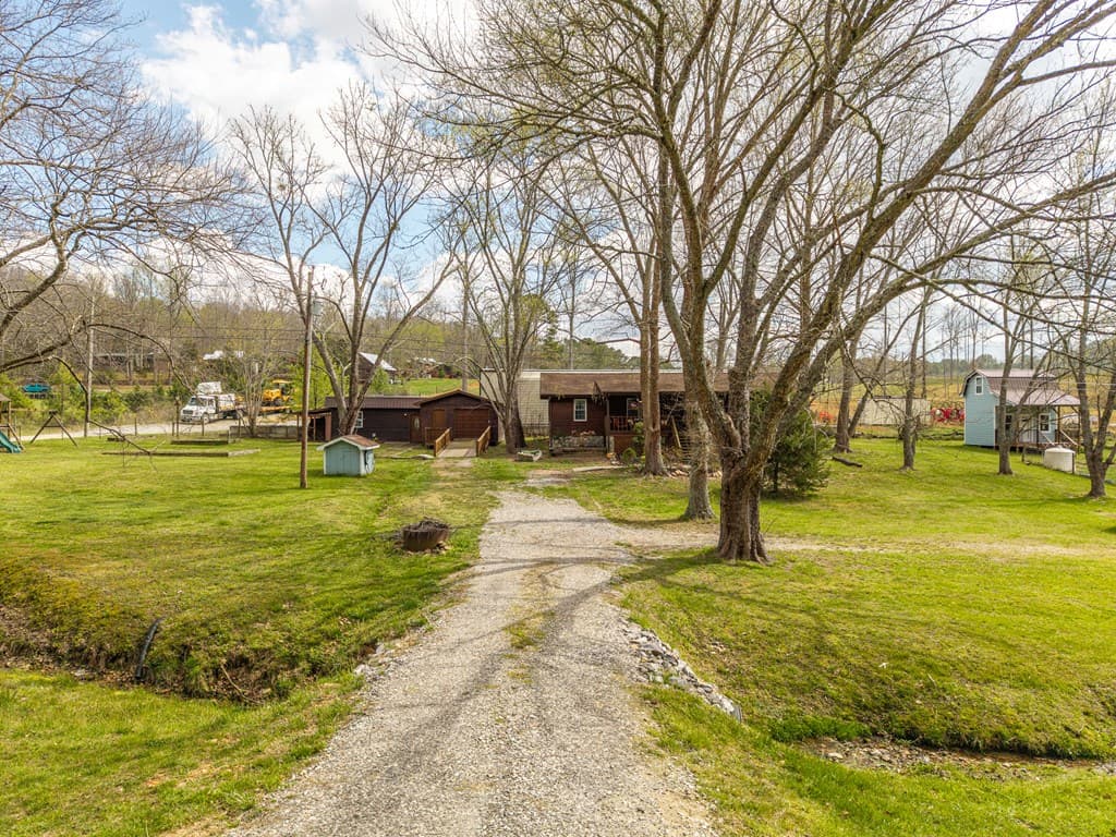 1252 Old Gum Log Road, Blairsville GA 30512 - Photo