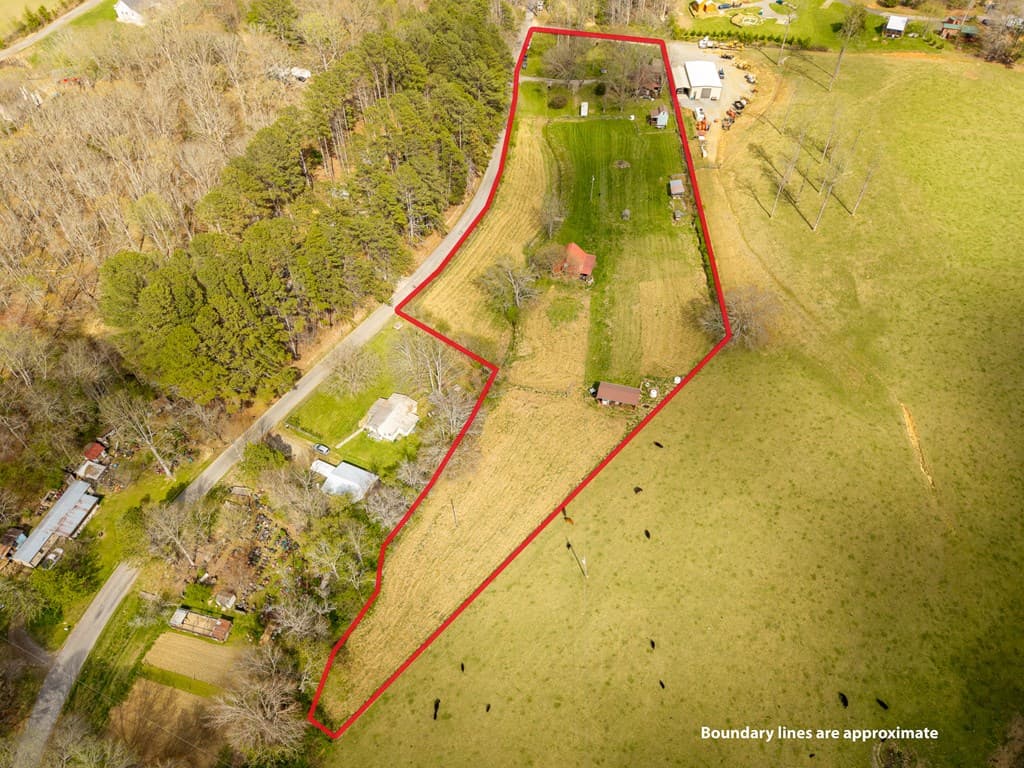1252 Old Gum Log Road, Blairsville GA 30512 - Photo