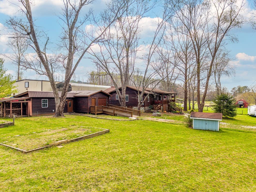 1252 Old Gum Log Road, Blairsville GA 30512 - Photo