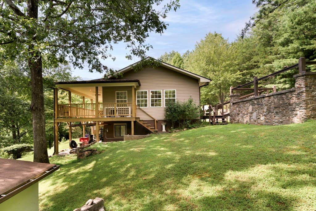 488 West Cherry, Hayesville NC 28904 - Photo