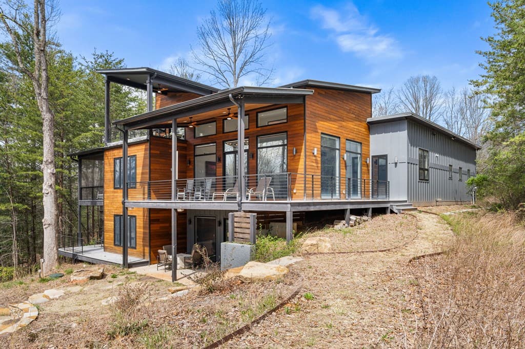 23 Lake Trail W, Hiawassee GA 30546 - Photo