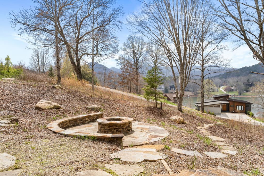 23 Lake Trail W, Hiawassee GA 30546 - Photo