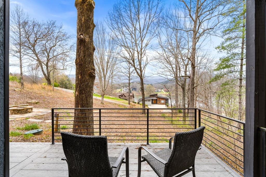 23 Lake Trail W, Hiawassee GA 30546 - Photo