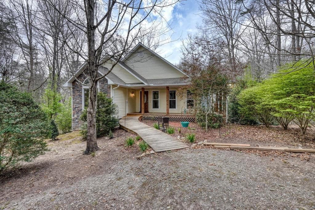 339 Henderson Road, Young Harris GA 30582 - Photo