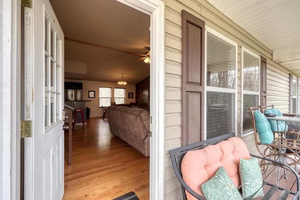 133 Underburg Lane, Franklin NC 28734 - Photo