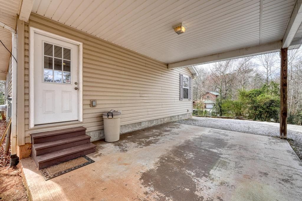 133 Underburg Lane, Franklin NC 28734 - Photo