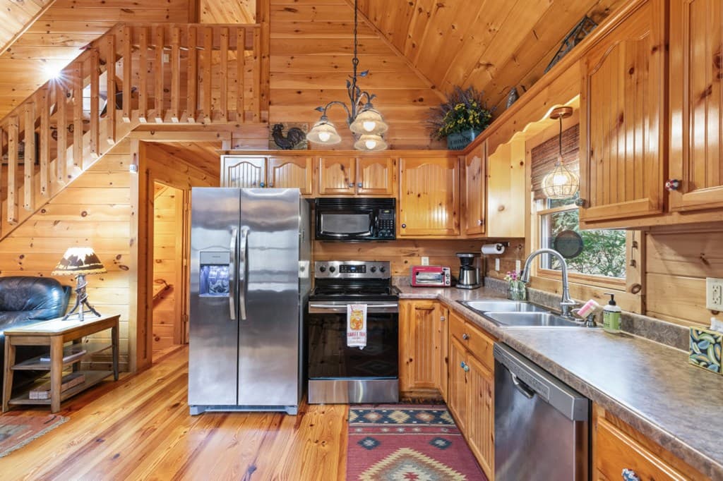1204 Brookhaven Lane, Blue Ridge GA 30513 - Photo