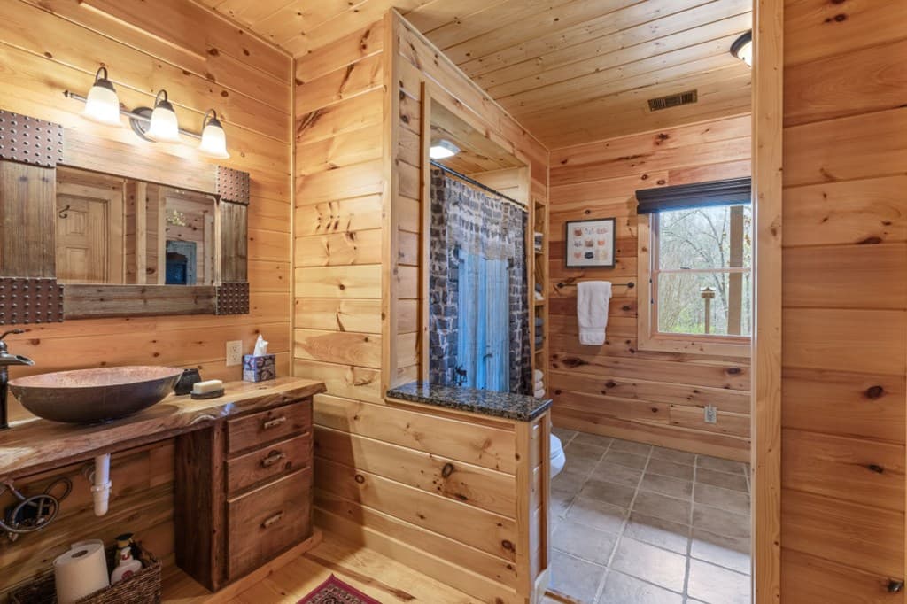 1204 Brookhaven Lane, Blue Ridge GA 30513 - Photo