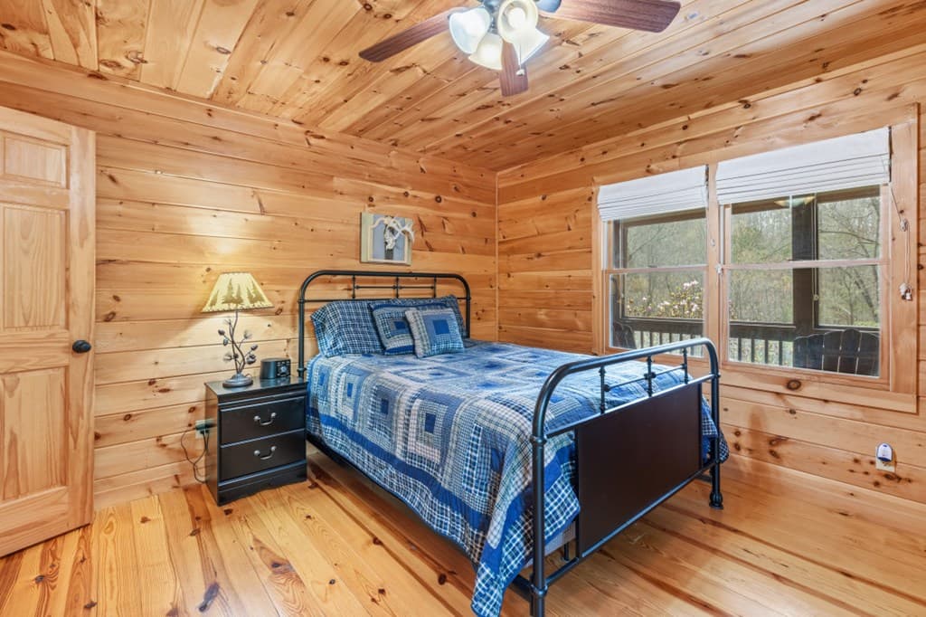 1204 Brookhaven Lane, Blue Ridge GA 30513 - Photo