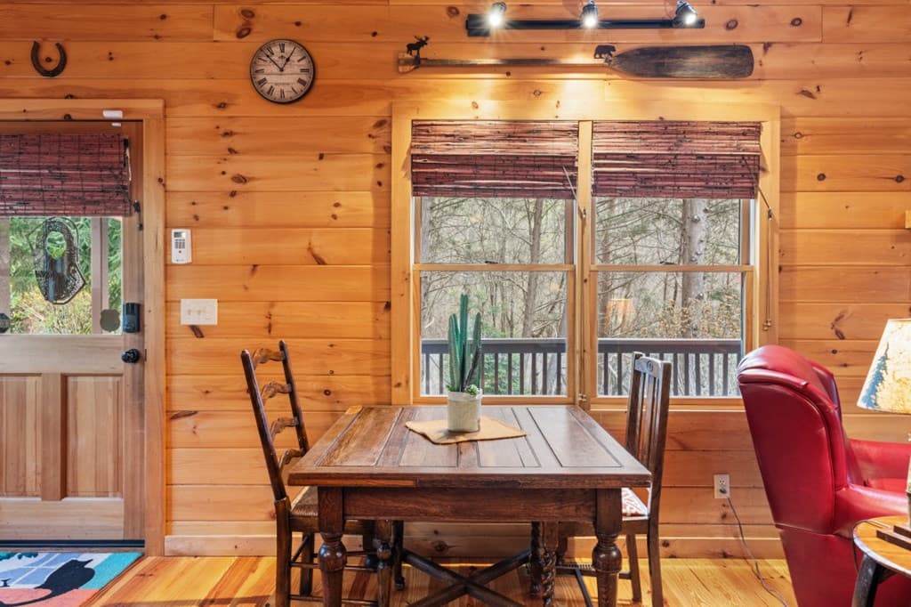 1204 Brookhaven Lane, Blue Ridge GA 30513 - Photo