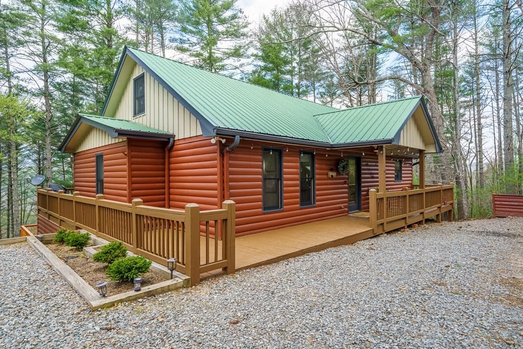 188 The Forest Road, Blue Ridge GA 30513 - Primary photo