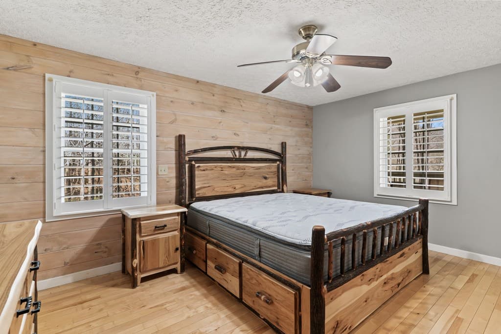 1132 Hells Hollow Road, Blue Ridge GA 30513 - Photo